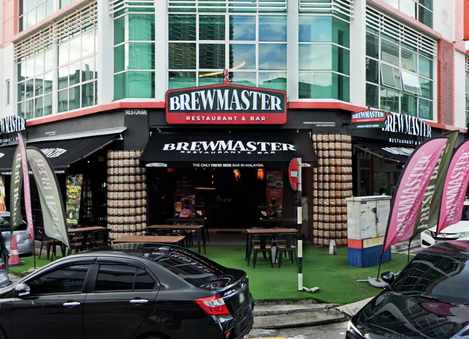 BREWMASTER exterior